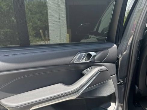 Used 2021 BMW X5 xDrive40i AWD/4WD image 54