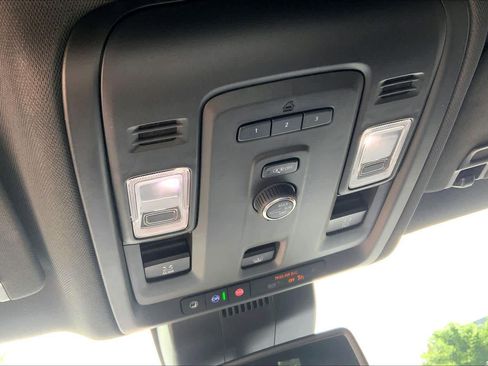 Used 2023 Chevrolet Tahoe RST AWD/4WD image 30