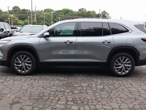 New 2025 Buick Enclave Preferred image 4