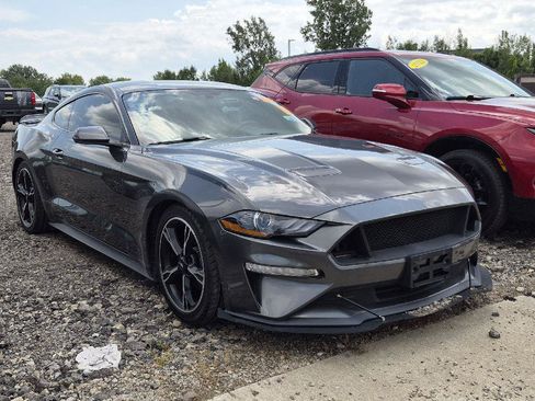 Used 2018 Ford Mustang Coupe w/ Wheel & Stripe Package RWD image 2