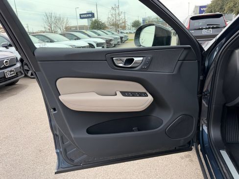 New 2026 Volvo XC60 B5 Plus w/ Protection Package Premier image 15