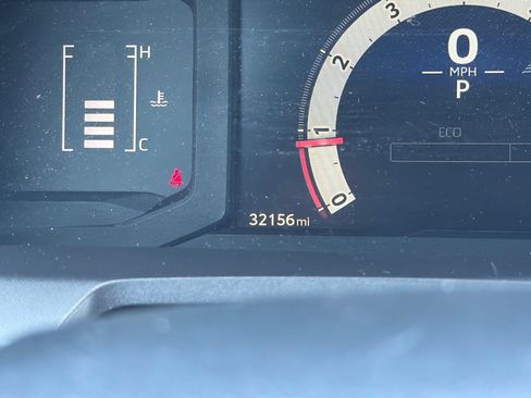 Used 2024 Toyota Tacoma SR5 RWD image 24