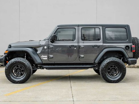Used 2020 Jeep Wrangler Unlimited Sport S image 11