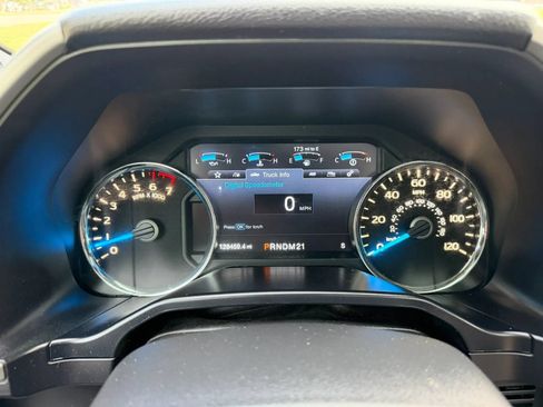 Used 2017 Ford F150 Lariat AWD/4WD image 14