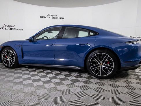 Used 2021 Porsche Taycan 4S w/ Premium Package image 8