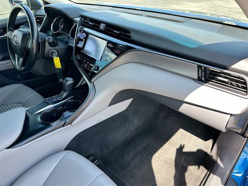 Used 2019 Toyota Camry SE image 26