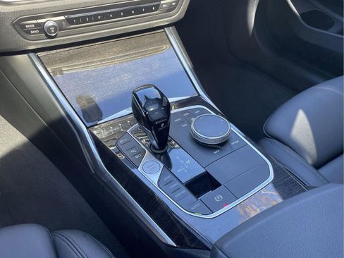 Used 2021 BMW 330e w/ Convenience Package image 10