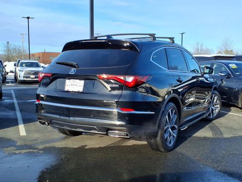 Used 2023 Acura MDX SH-AWD w/ Technology Package image 5