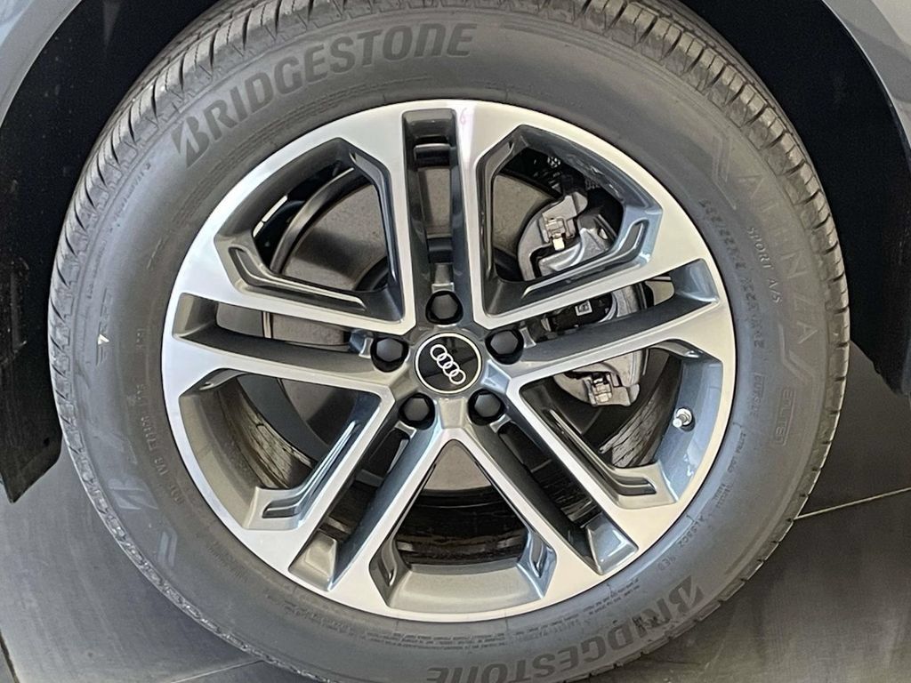 New 2026 Audi Q5 Premium Plus AWD/4WD image 11