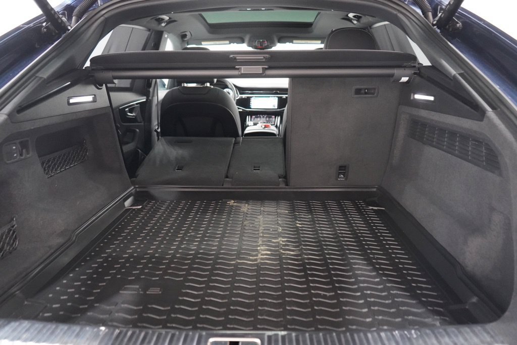 Used 2025 Audi Q8 Premium Plus AWD/4WD image 40