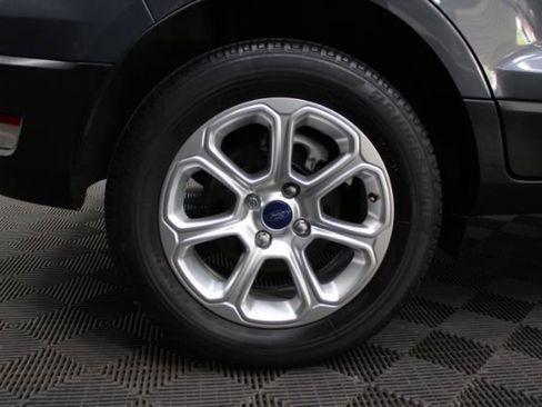 Used 2018 Ford EcoSport SE image 5