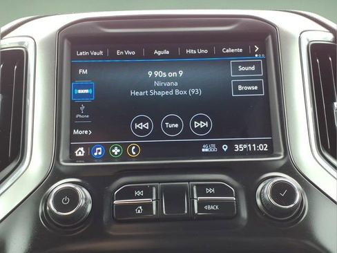 Used 2022 Chevrolet Silverado 1500 LT image 17