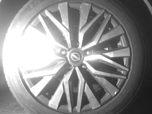 Used 2025 Nissan Altima 2.5 SV FWD image 13