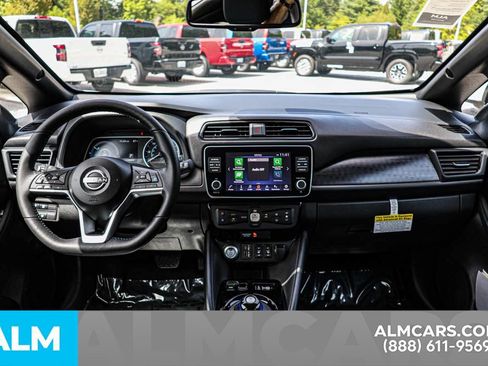 Used 2025 Nissan Leaf SV Plus image 31