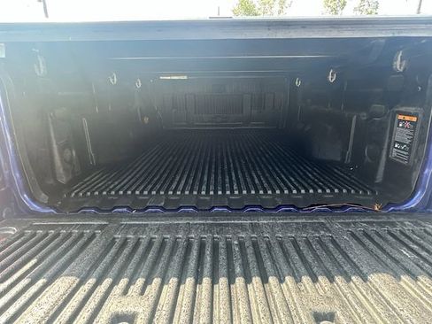 Used 2017 Chevrolet Colorado Z71 AWD/4WD image 28