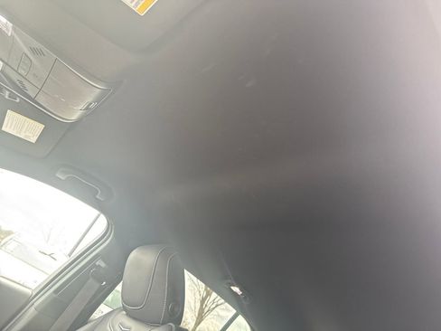 Used 2024 Cadillac XT4 Premium Luxury image 22