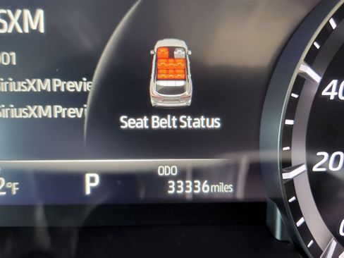 Used 2022 Toyota Highlander XLE image 28