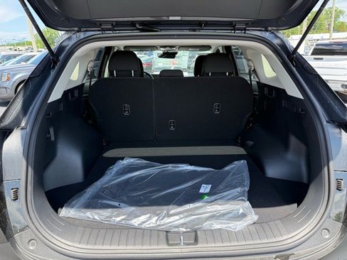 New 2025 Kia Sportage LX image 12