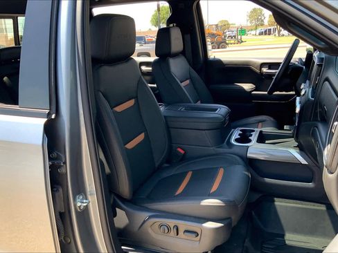 Used 2019 GMC Sierra 1500 AT4 w/ AT4 Premium Package AWD/4WD image 9