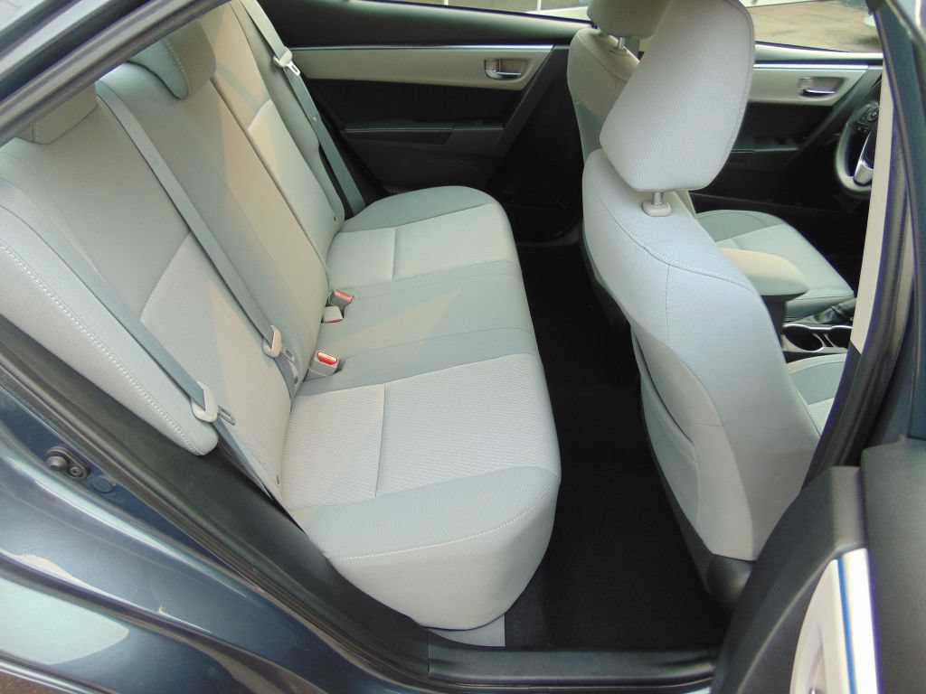 Used 2014 Toyota Corolla LE FWD image 4