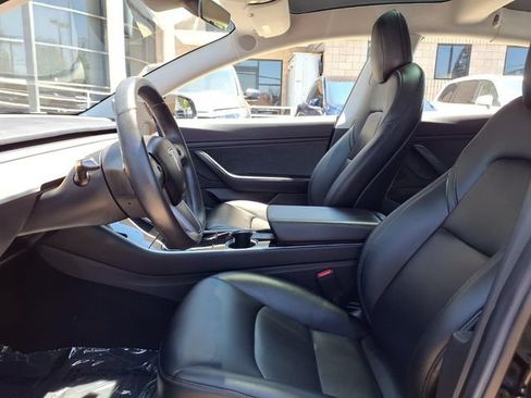Used 2018 Tesla Model 3 Long Range RWD image 21