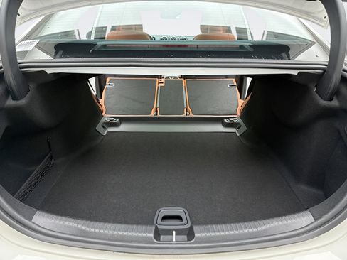 Used 2023 Mercedes-Benz C 300 4MATIC Sedan image 23