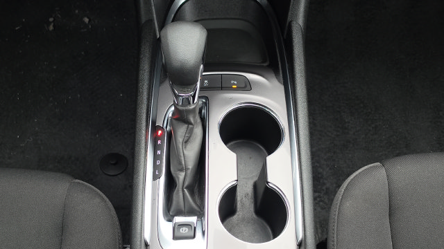 Used 2025 Chevrolet Malibu LT FWD image 8