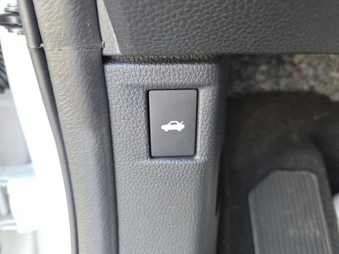 New 2026 Honda Accord LX image 17