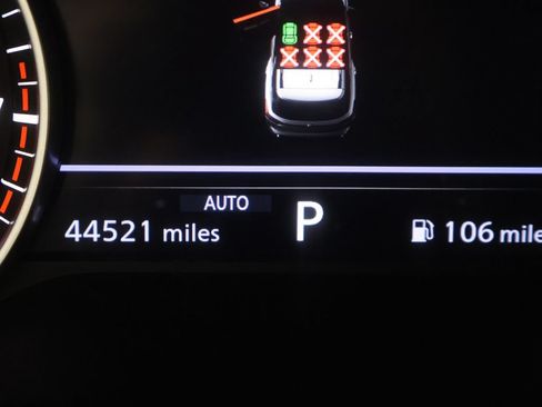 Used 2023 Nissan Pathfinder SL AWD/4WD image 41