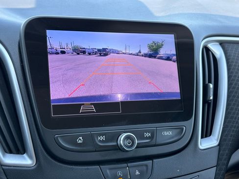 Used 2023 Chevrolet Malibu LT FWD image 6