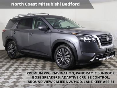 Used 2024 Nissan Pathfinder SL w/ SL Premium Package