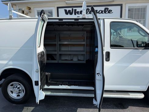Used 2024 Chevrolet Express 2500 w/ Driver Convenience Package RWD image 24