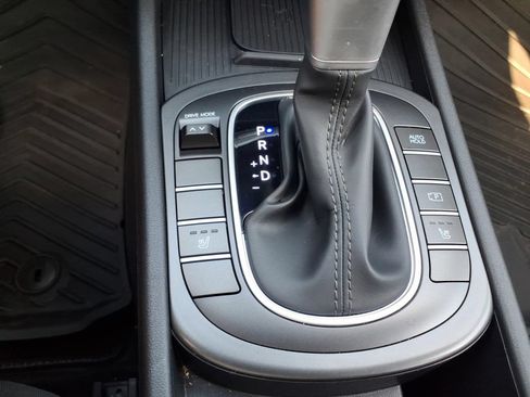 Used 2026 Hyundai Kona SEL Sport FWD image 24