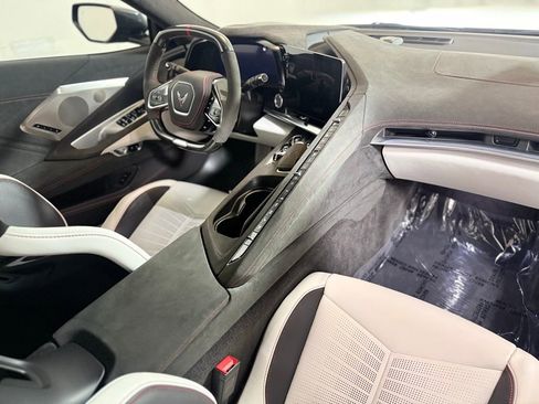 Used 2023 Chevrolet Corvette Z06 image 22