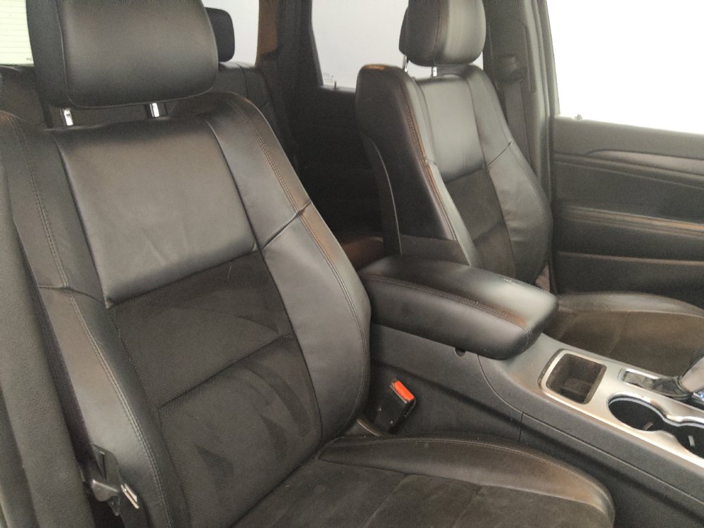 Used 2018 Jeep Grand Cherokee Altitude AWD/4WD image 21