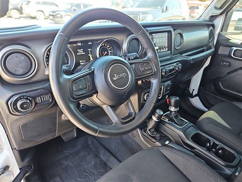 Used 2022 Jeep Wrangler Sport image 19
