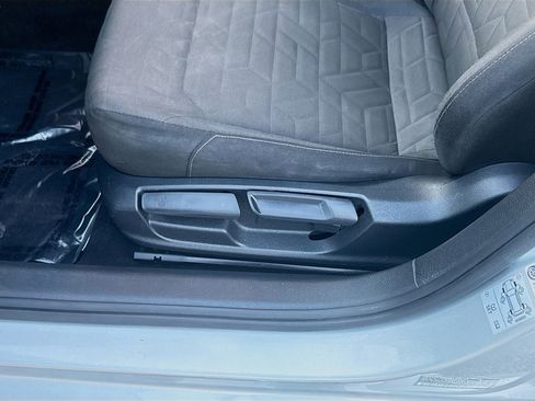 Used 2021 Volkswagen Passat 2.0T S image 17