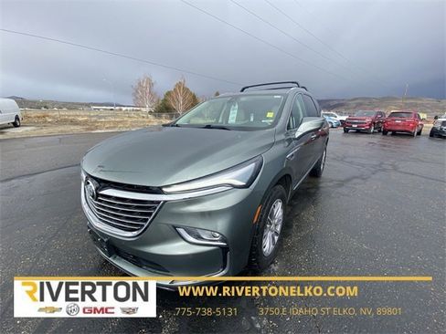 Used 2022 Buick Enclave Essence image 1