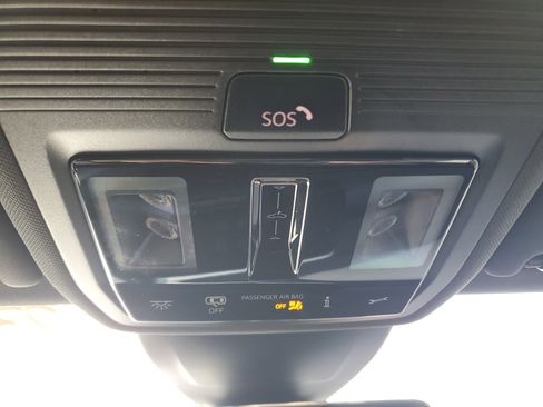 Used 2024 Volkswagen GTI SE image 21