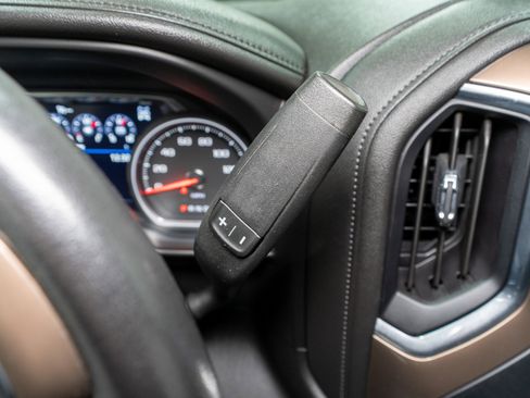 Used 2020 Chevrolet Silverado 2500 High Country w/ Safety Package II image 34