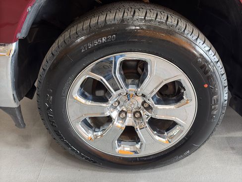 Used 2022 RAM 1500 Big Horn AWD/4WD image 9