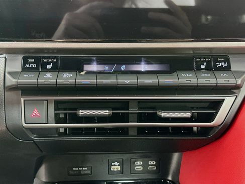 Used 2025 Toyota Camry XSE FWD image 23