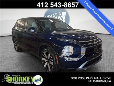 New 2025 Mitsubishi Outlander SE image 1