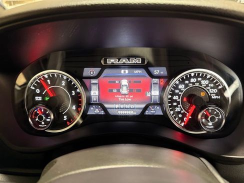 Used 2024 RAM 2500 Big Horn w/ Safety Group image 12