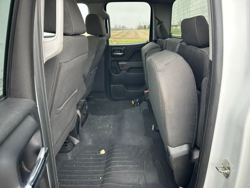 Used 2019 GMC Sierra 1500 SLE w/ SLE Value Package image 20