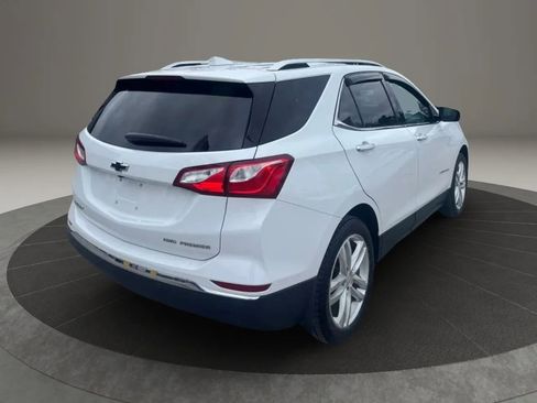 Used 2021 Chevrolet Equinox Premier AWD/4WD image 4