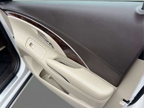 Used 2014 Buick LaCrosse Premium w/ Driver Confidence Package image 15