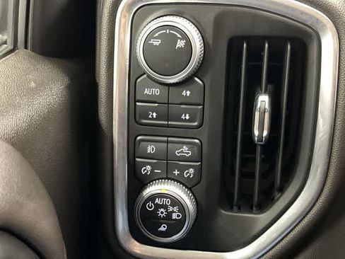 Used 2019 GMC Sierra 1500 SLT w/ SLT Premium Plus Package AWD/4WD image 19