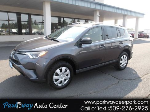 Used 2016 Toyota RAV4 LE AWD/4WD image 1