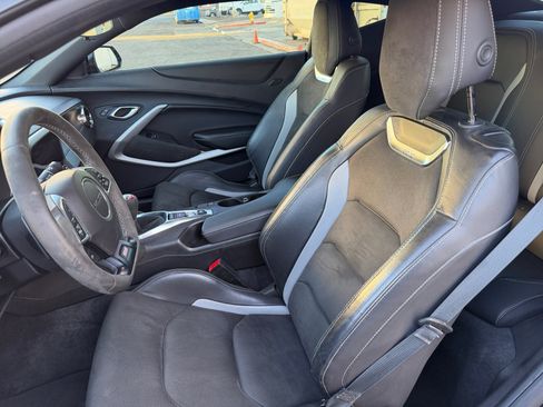 Used 2019 Chevrolet Camaro SS RWD image 12